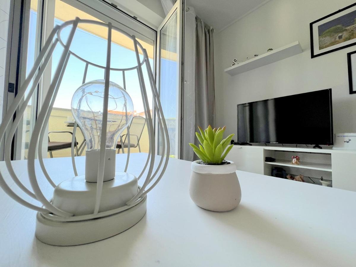 Rab City Apartment Greeny Раб Экстерьер фото