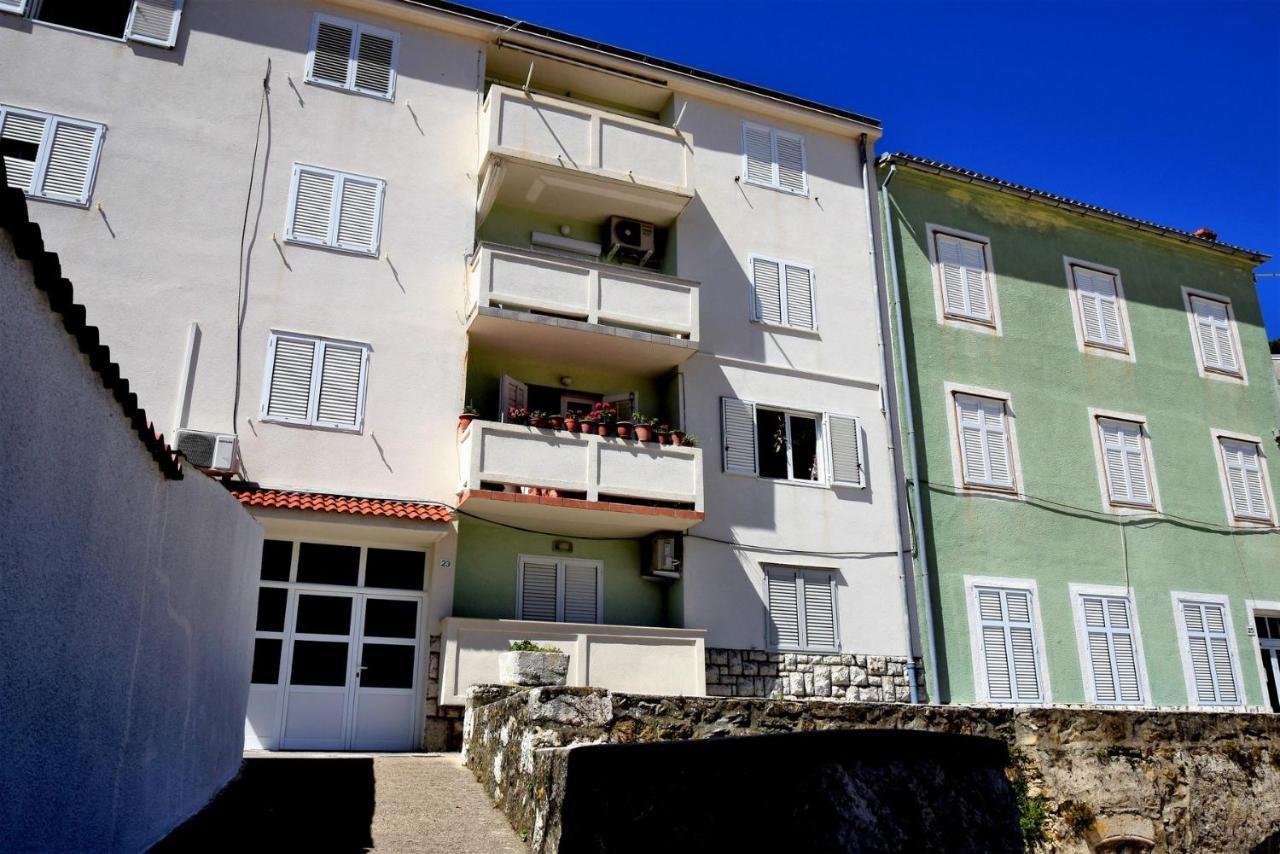 Rab City Apartment Greeny Раб Экстерьер фото