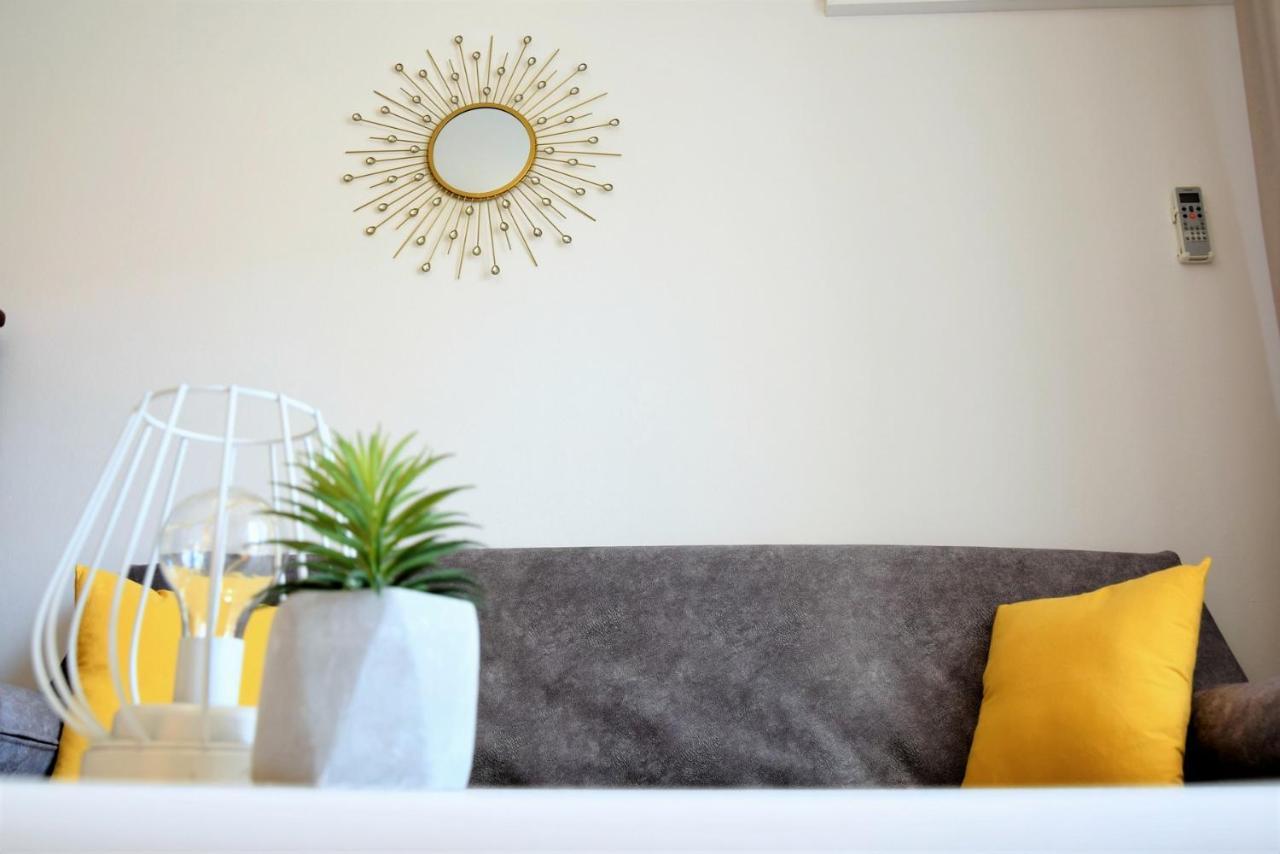 Rab City Apartment Greeny Раб Экстерьер фото
